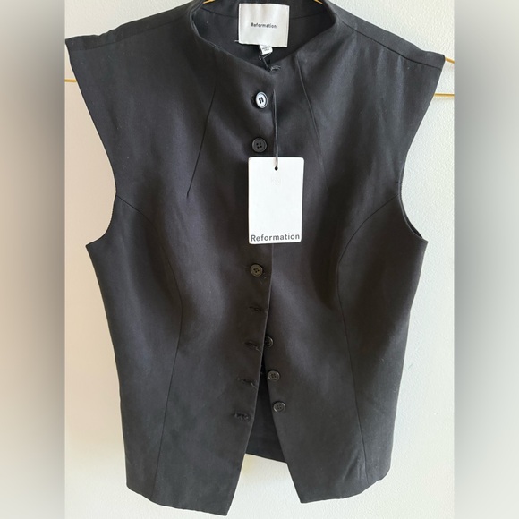 The Reformation Lottie black vest size xs NWT - Picture 3 of 5